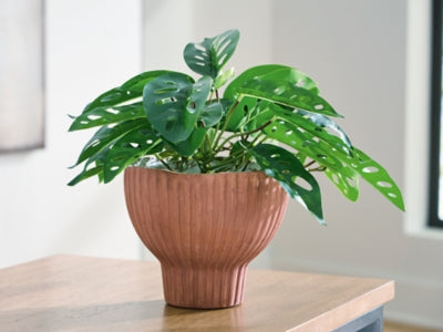 Orban Vase - Aumand's Furniture (North Walpole, NH) 