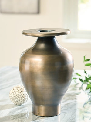 Fedorleigh Vase - Aumand's Furniture (North Walpole, NH) 