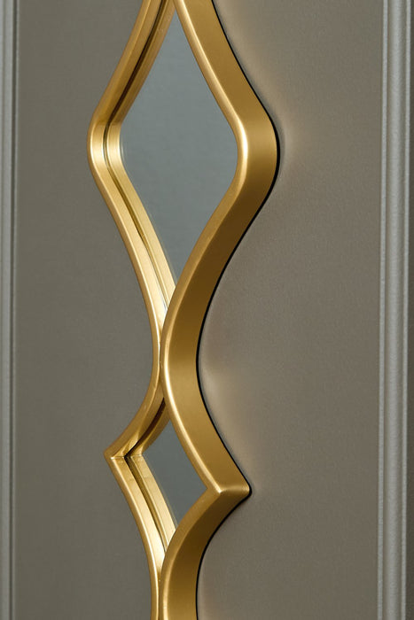 Harriswood Accent Mirror Set (Set of 2) - Aumand's Furniture (North Walpole, NH) 