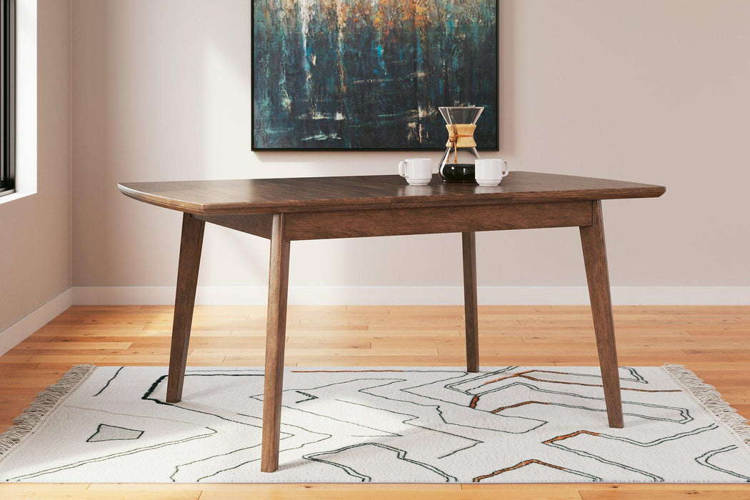 Lyncott Dining Room Set - Aumand's Furniture (North Walpole, NH) 