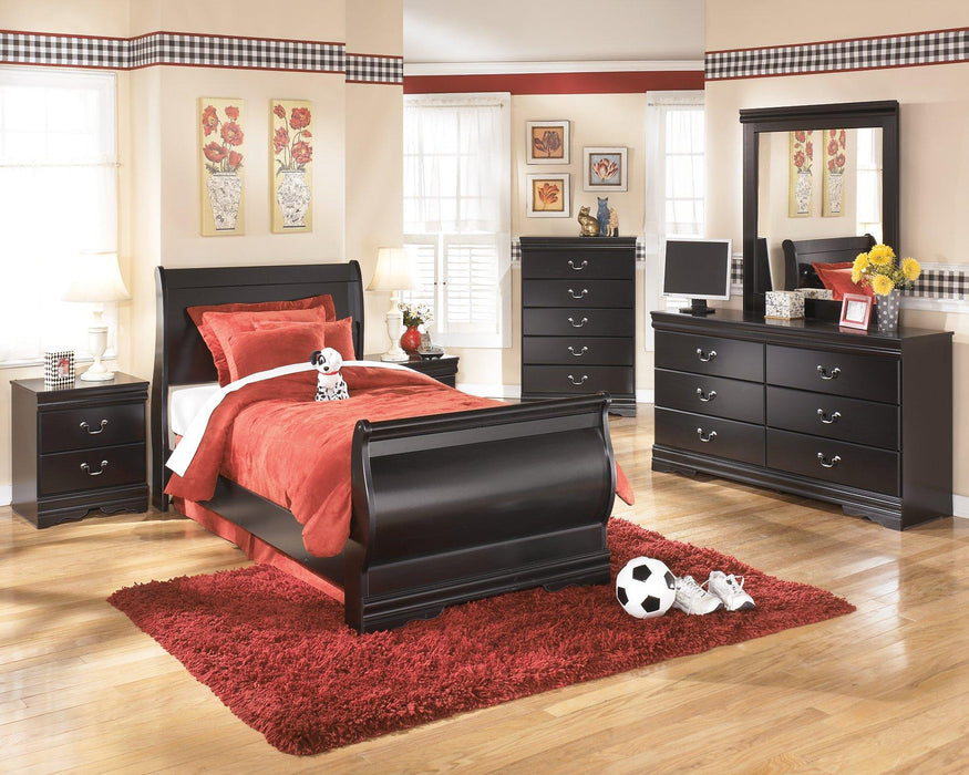 Huey Vineyard Dresser and Mirror - Aumand's Furniture (North Walpole, NH) 
