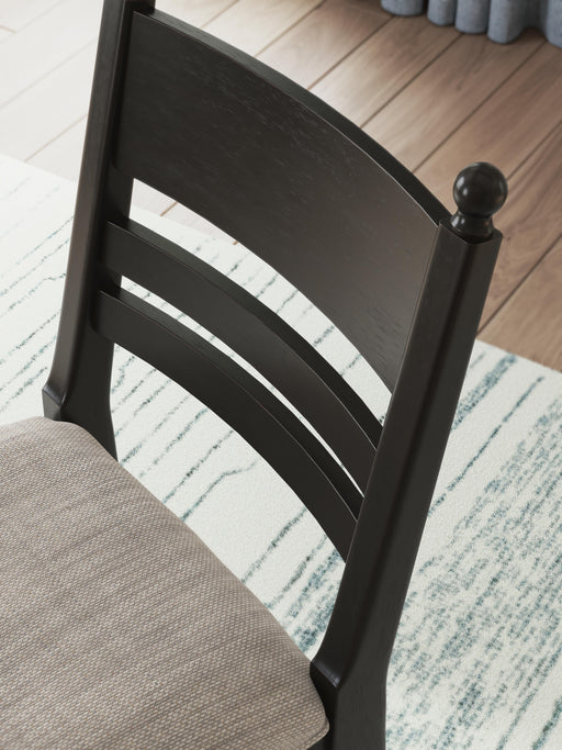 Greddinton Dining Room Set - Aumand's Furniture (North Walpole, NH) 