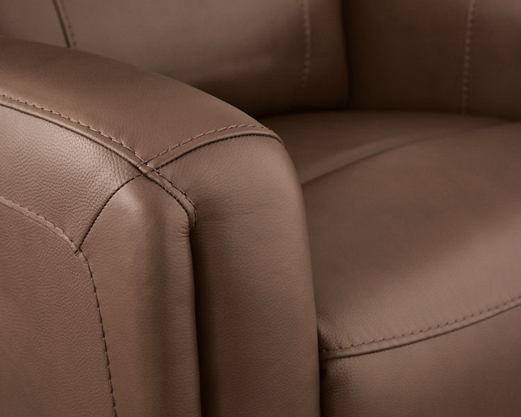 Pincara Power AutoGlide Recliner - Aumand's Furniture (North Walpole, NH) 